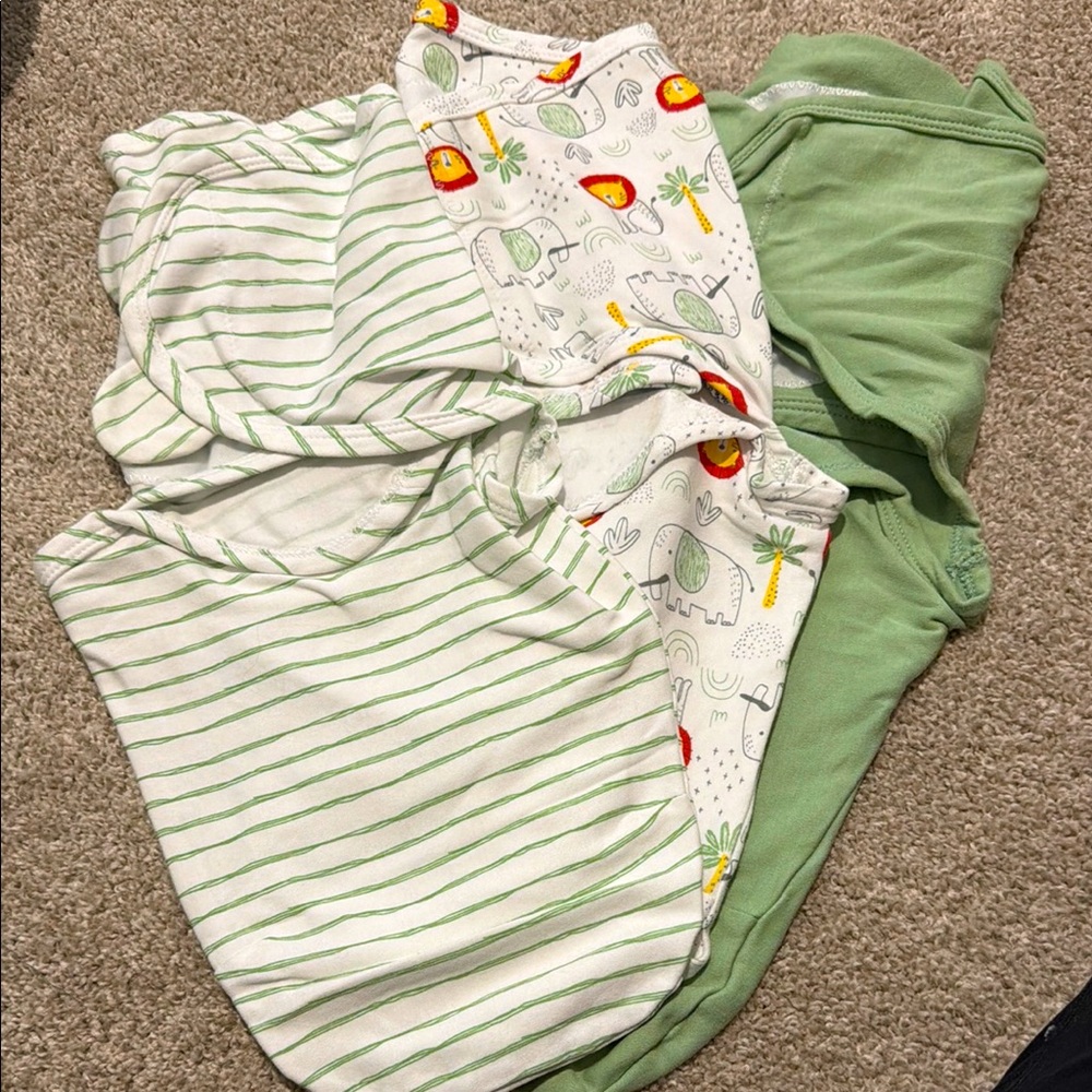 3pk Velcro swaddle set 
 Never used